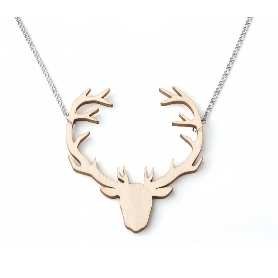 Reindeer short pendant wood / Poro lyhyt riipus puu