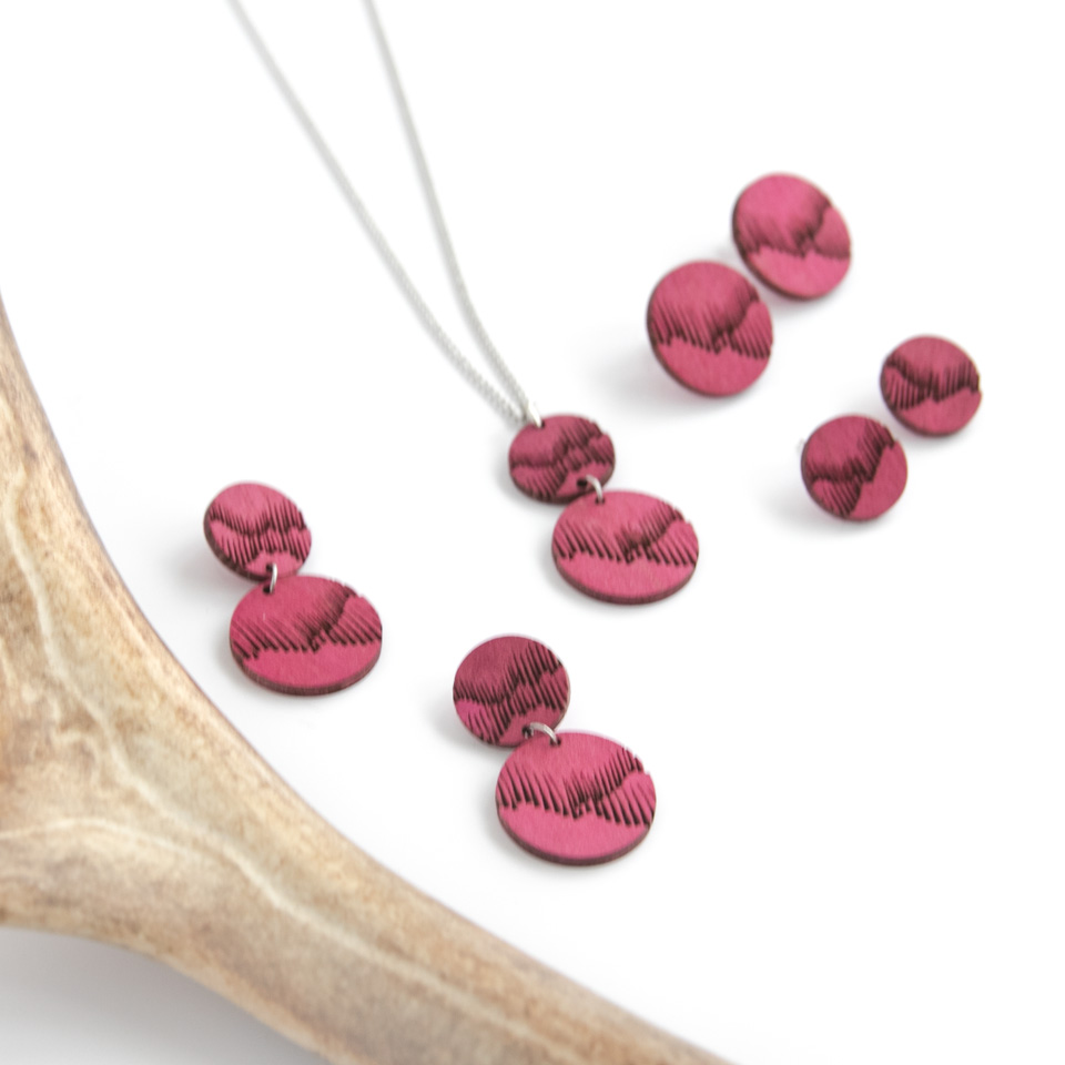 Northern Ligths wood jewellery pink