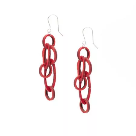 Red wooden chain earrings short